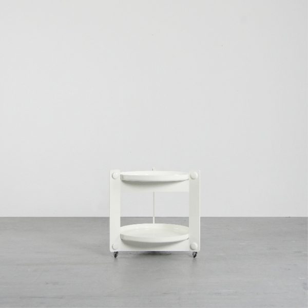 Serving trolley